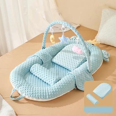 bebe cocon nid douillet bleu rassurant