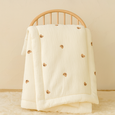 couverture bebe polaire ours hiver presentee