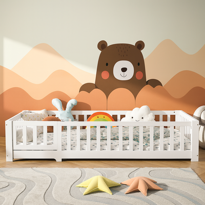 lit au sol bebe sécurisé avec sommier blanc confortable