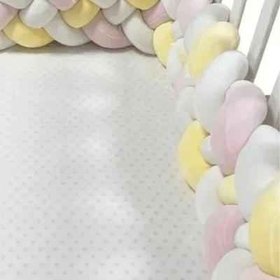 TOUR DE LIT TRESSĂ | 4 BRINS JAUNE - BLANC - ROSE - BABYSTORE - BKAM