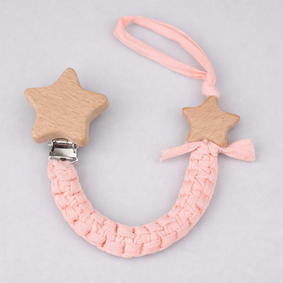 attache tetine bois sécurisée rose clair