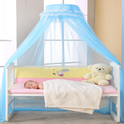 ciel de lit bebe doux rêves bleu sans support bébé couché