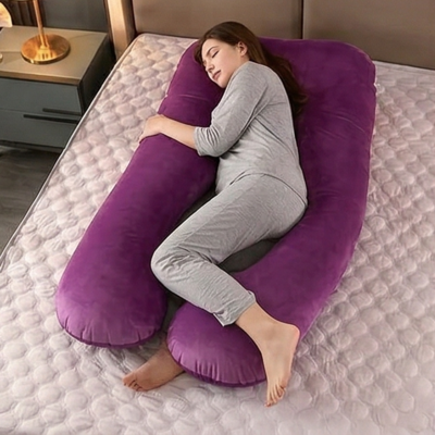 coussin d'allaitement grossesse multifonction maman allongé