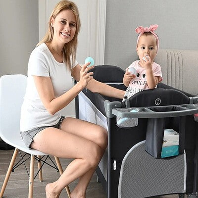 lit cododo brotish bleu maman avec bébé