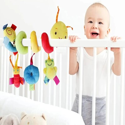 mobiles bébé éveil apaisant multicolore enfant dans berceau