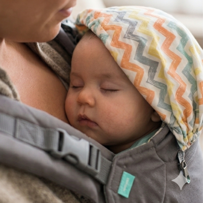 porte bébé nouveau né multi positions enfant dort