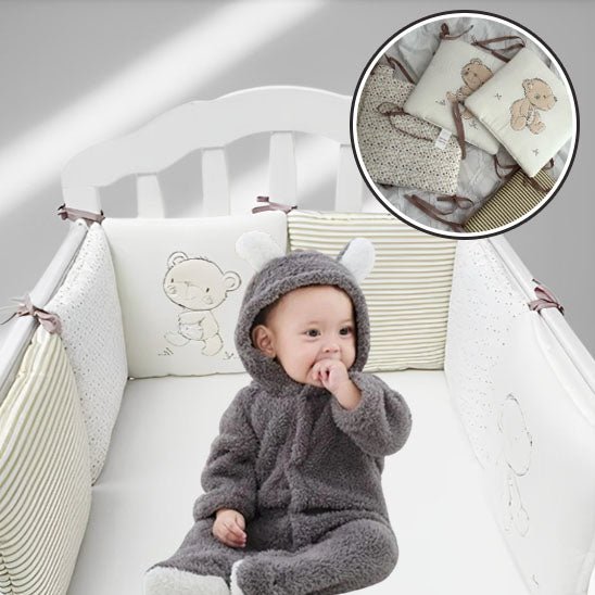 tour de lit bébé beige confortable