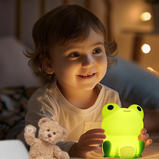 veilleuse enfant grenouille bébé assis