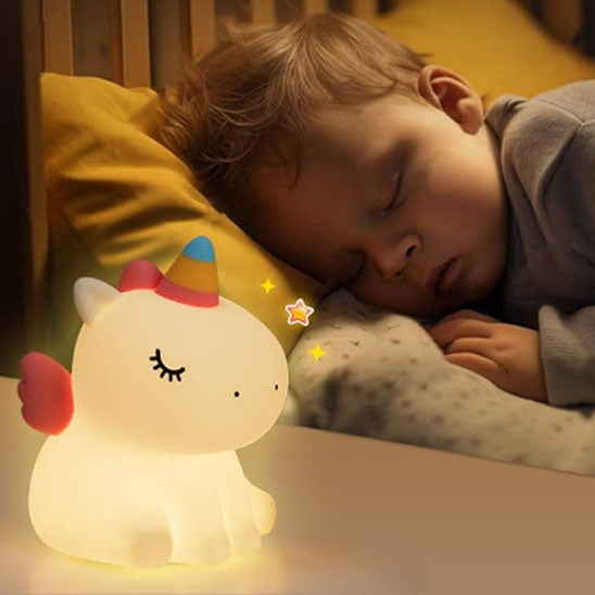 veilleuse licorne mignon silicone licorne a fille dort paisiblement