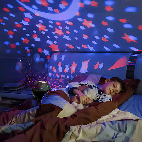 veilleuse projection galaxie enfant endormi avec nounours
