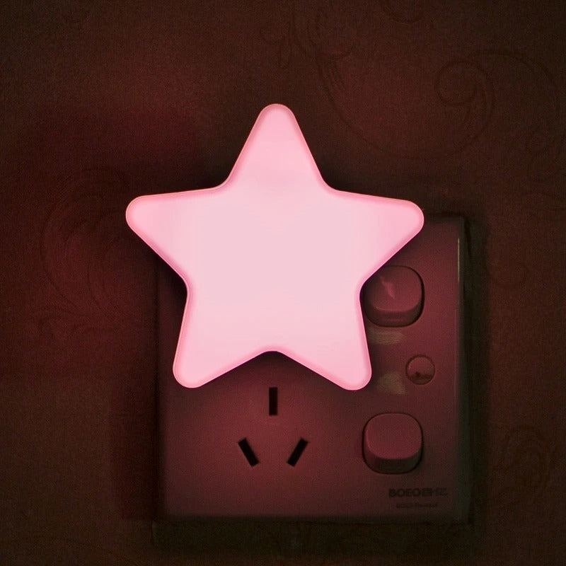 veilleuse sur prise led étoile rouge
